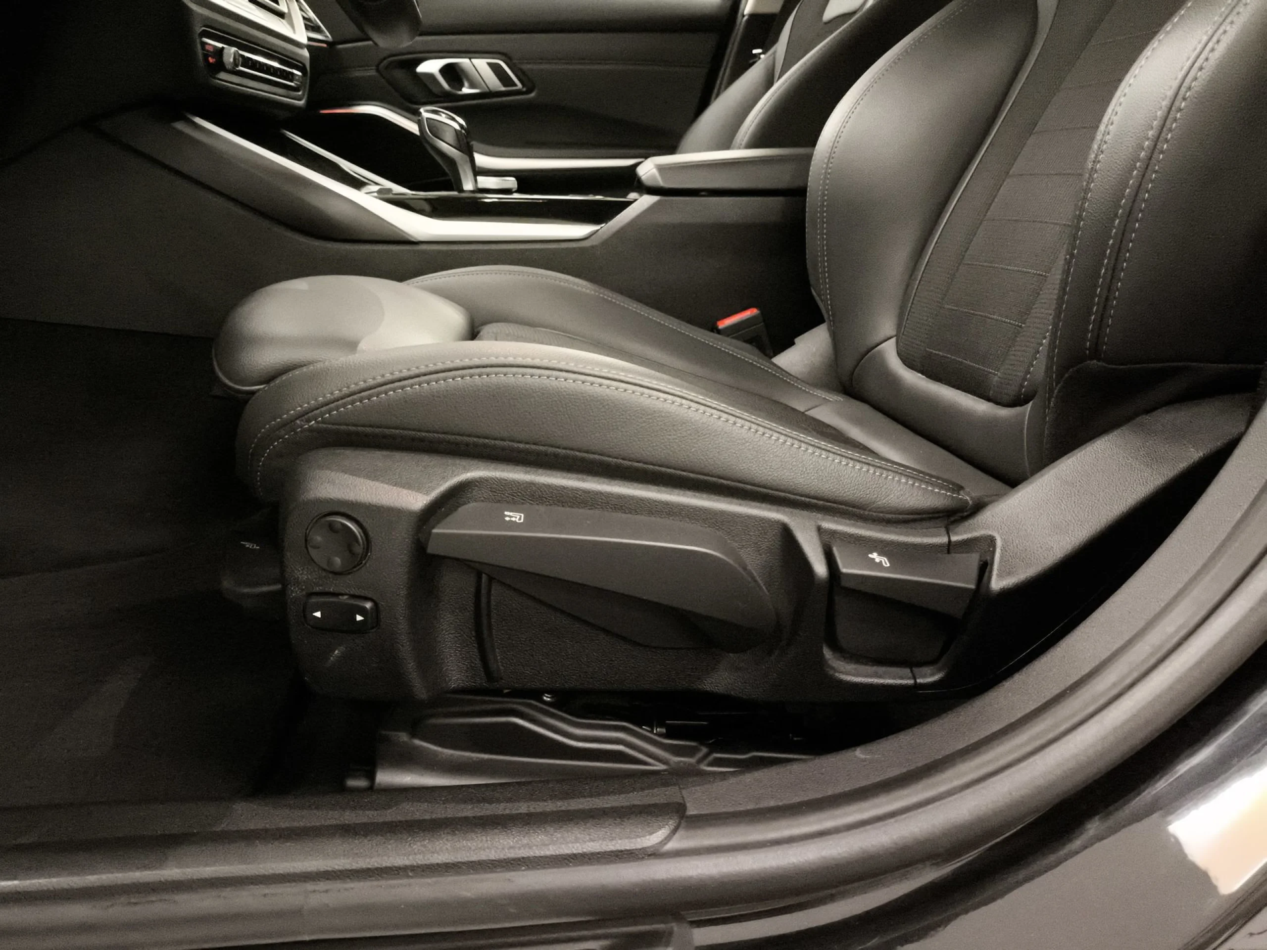 BMW Serie 3 318d 110 kW (150 CV) - Foto 9