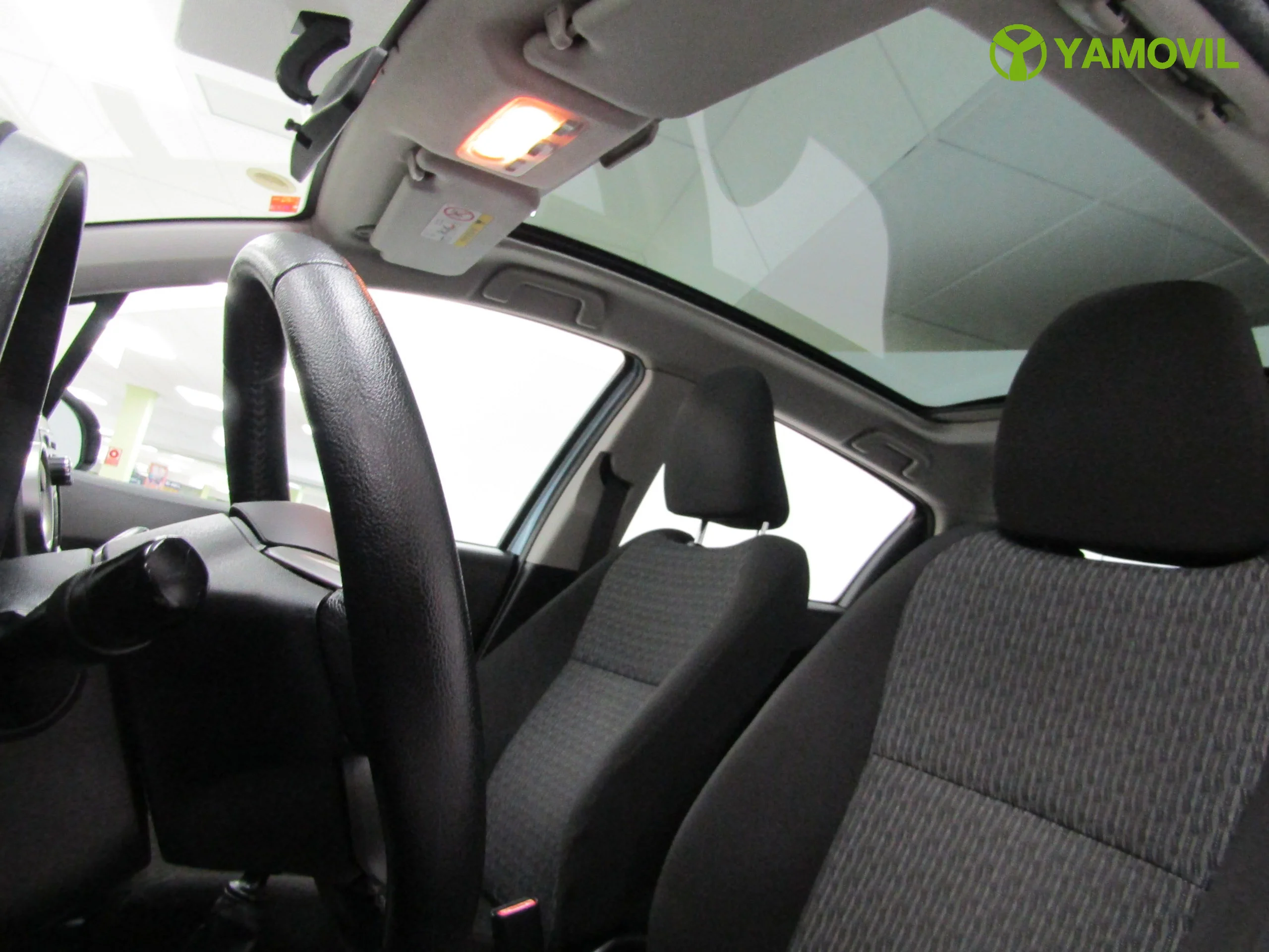 Toyota Yaris ACTIVE SKYVIEW 90CV DIESEL - Foto 20