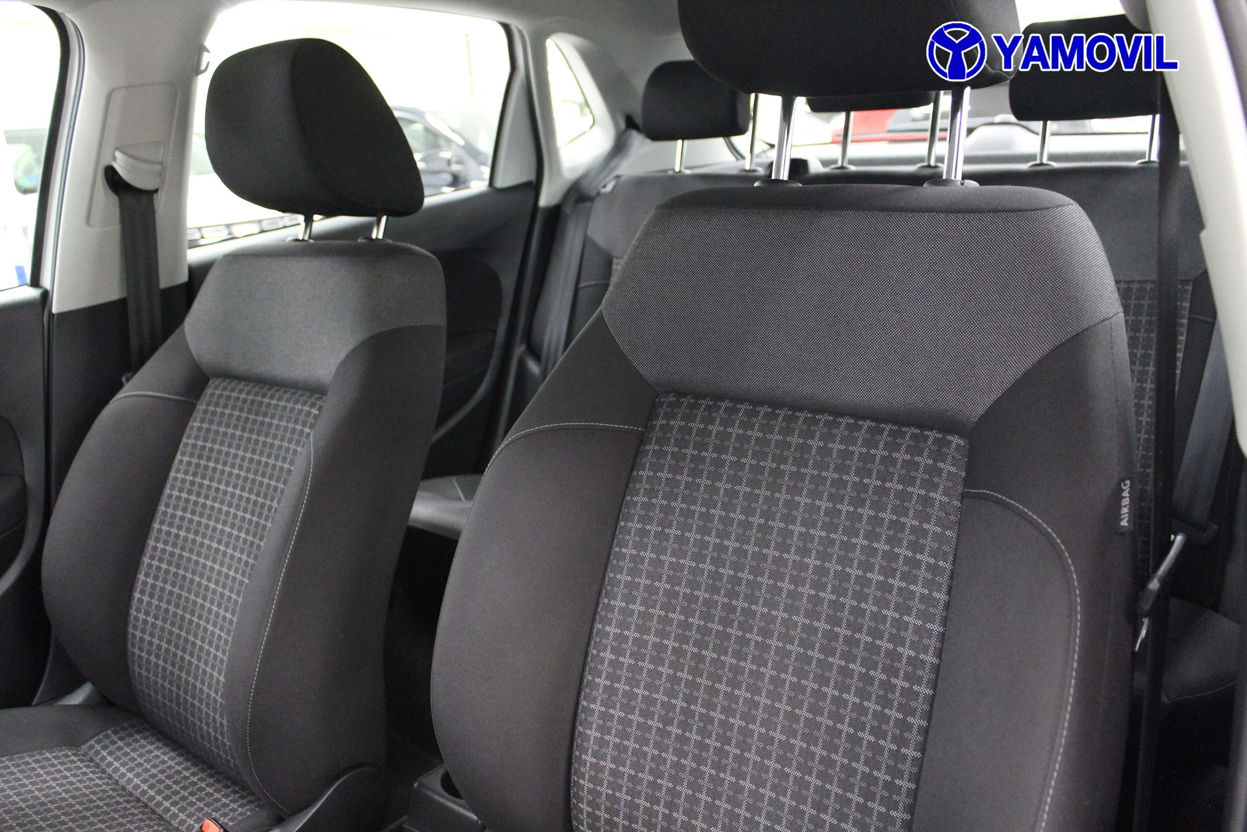 Volkswagen Polo A-Polo Plus 1.2 TSI BMT 66 kW (90 CV) - Foto 13