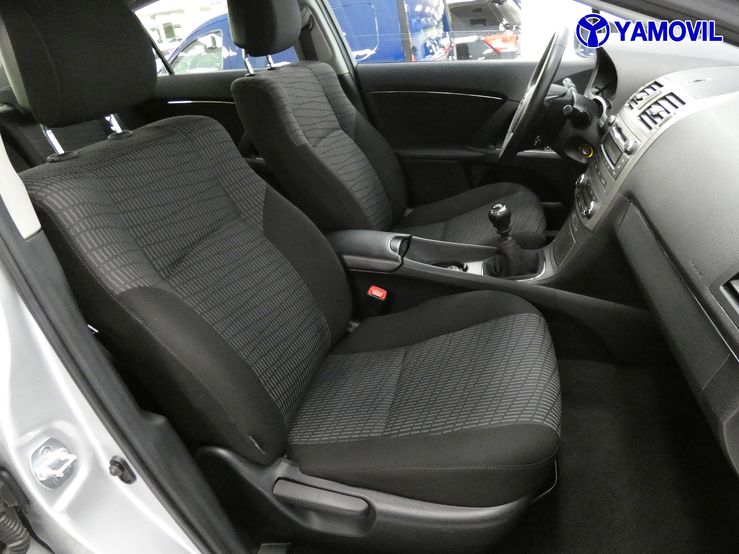 Toyota Avensis ACTIVE D4D - Foto 18