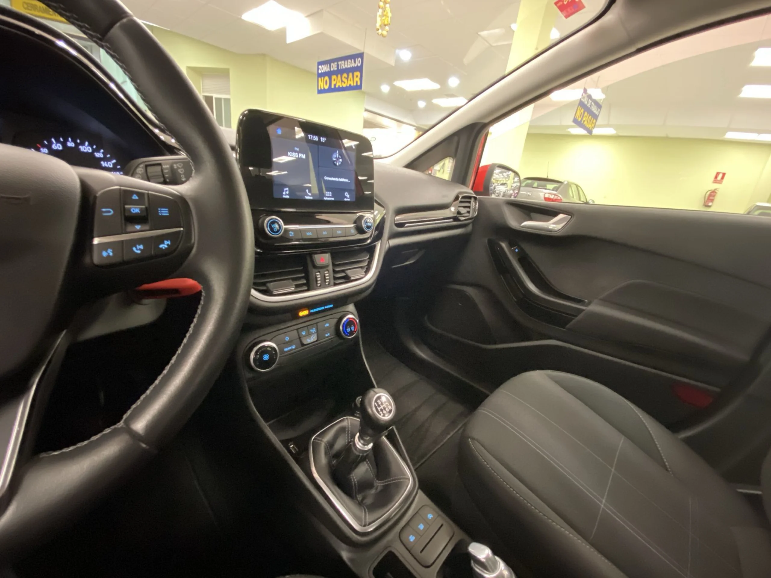 Ford Fiesta 1.0 EcoBoost SANDS Trend+ 74 kW (100 CV) - Foto 17
