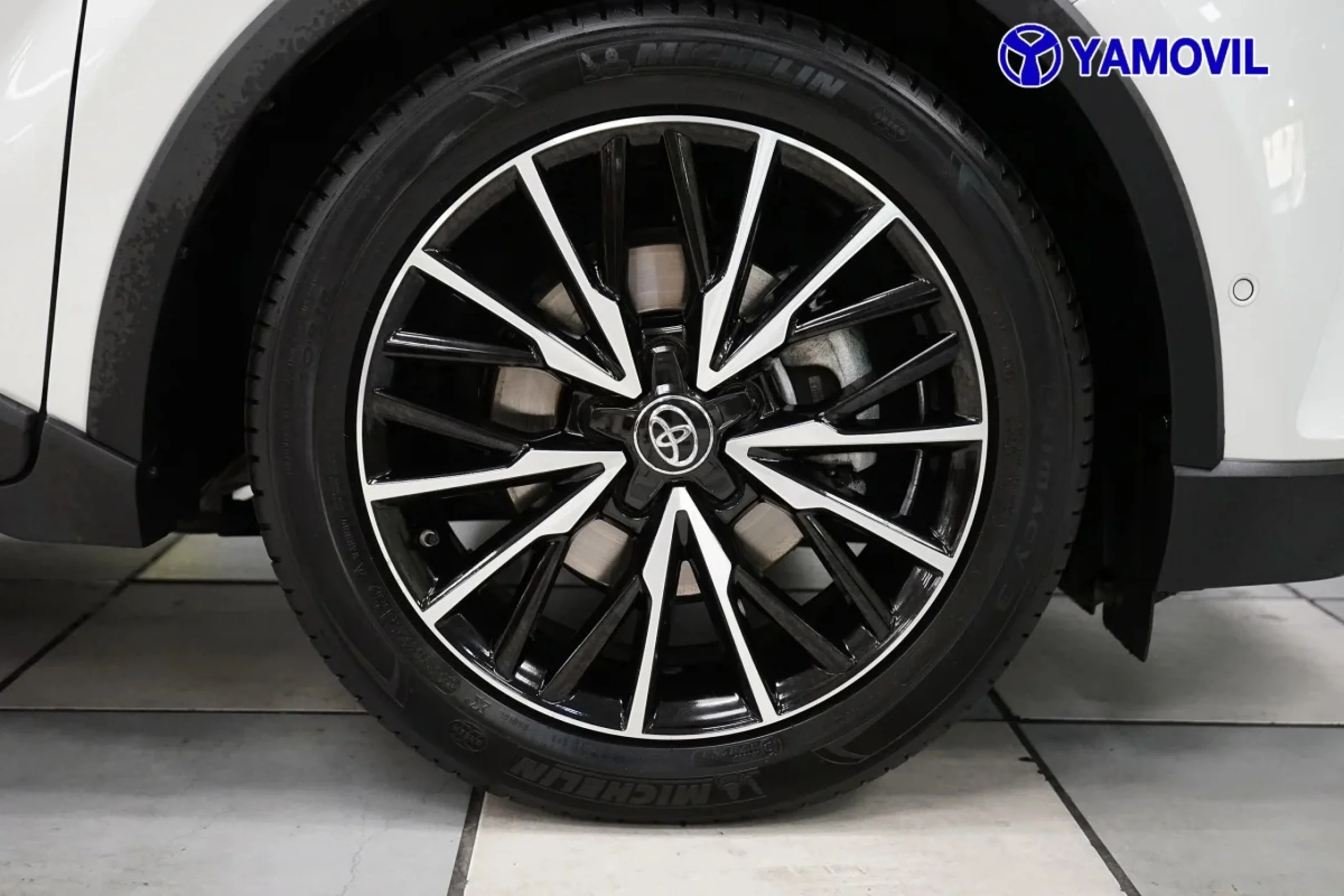 Toyota C-HR 1.8 125H Dynamic Plus 90 kW (122 CV) - Foto 9