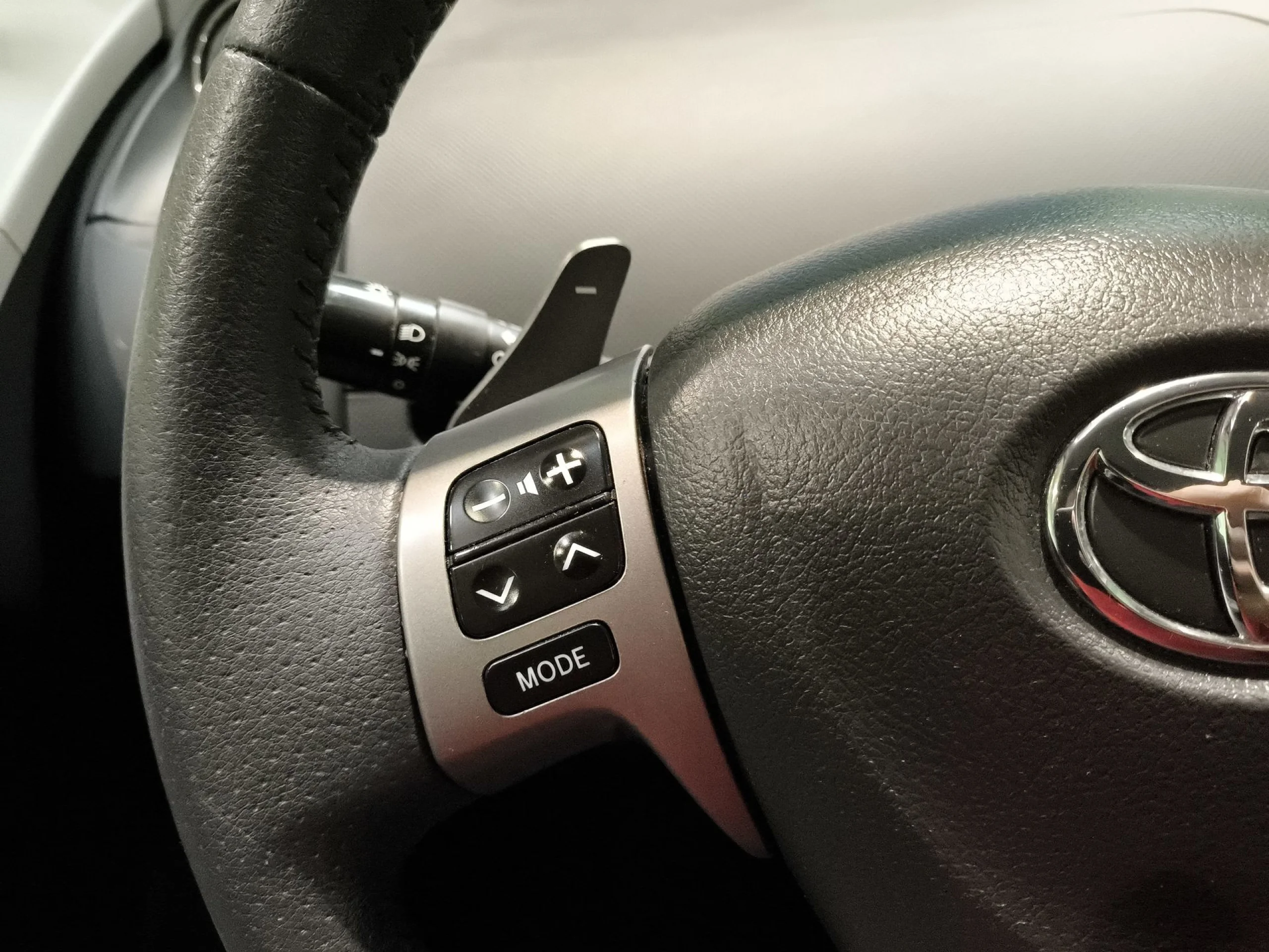 Toyota Yaris 100 Active MultiDrive 73 kW (99 CV) - Foto 14