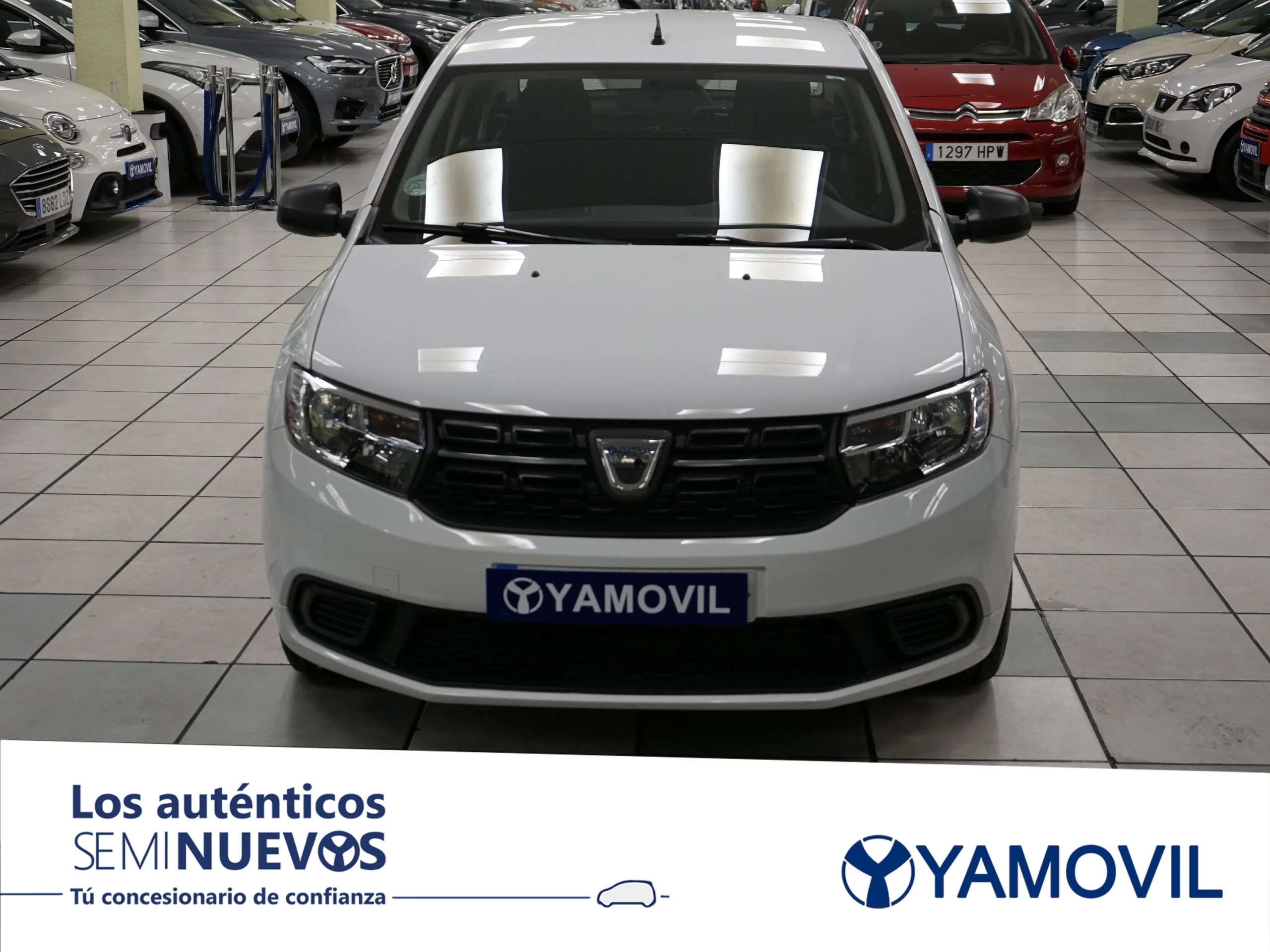 Dacia Logan Essential 1.0 55 kW (75 CV) - Foto 2