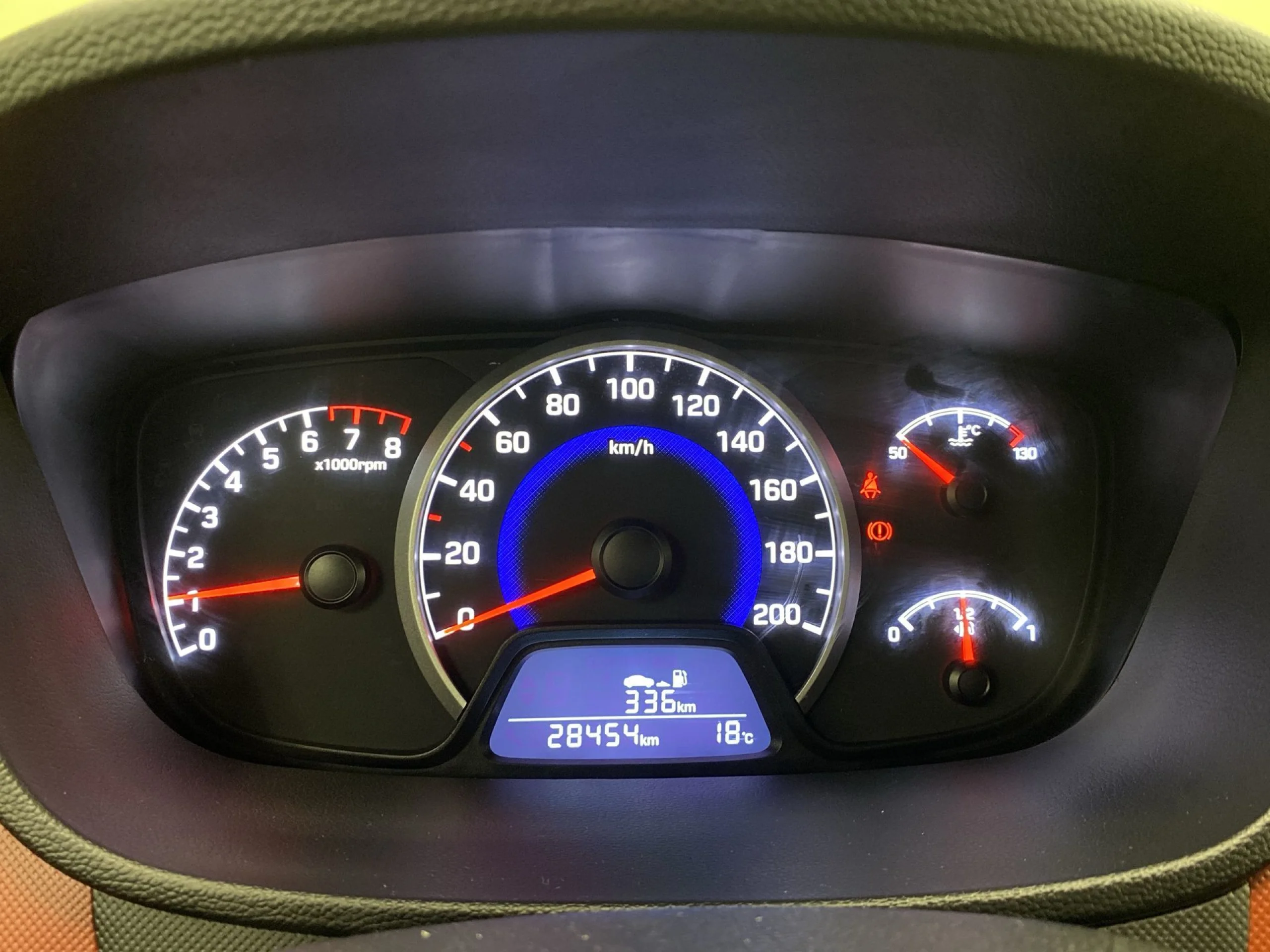 Hyundai I10 1.0 Tecno 49 kW (66 CV) - Foto 12