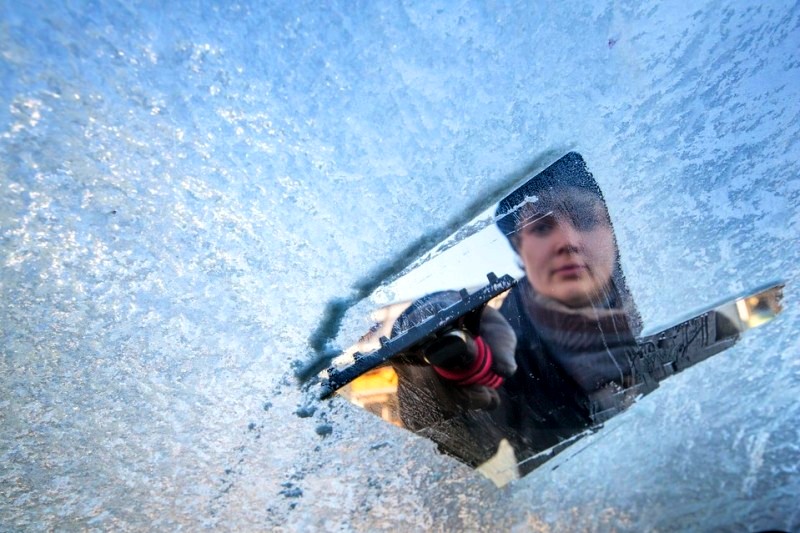 hielo-parabrisas-coche