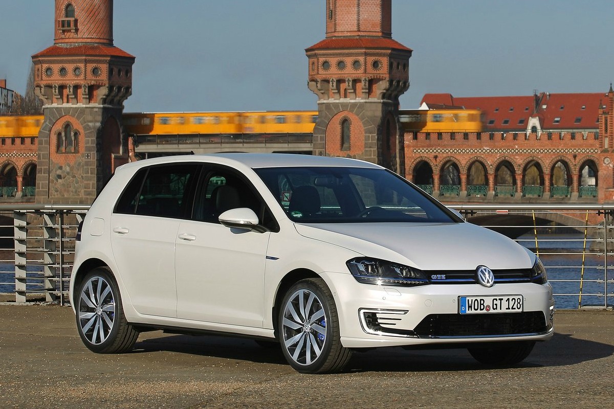 Volkswagen Golf GTE e-Power