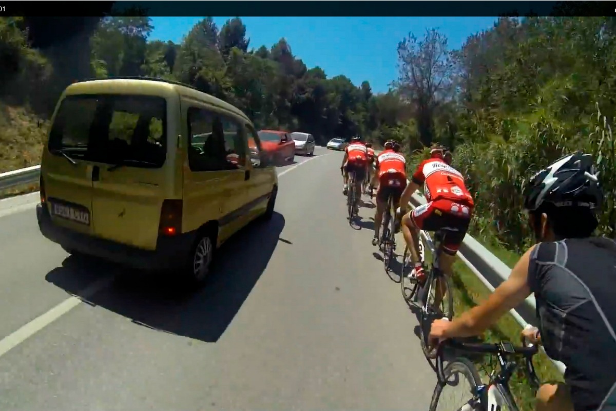 Que hacer en un adelantamiento