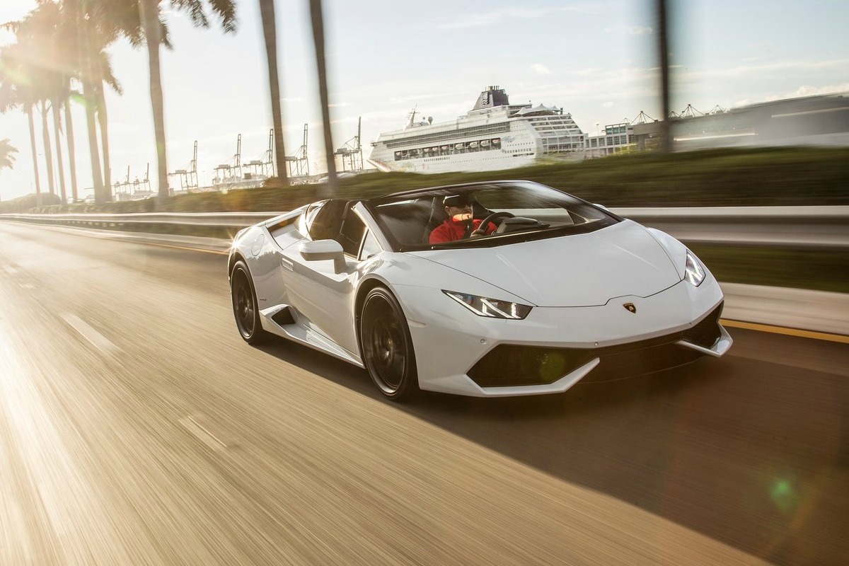 China detiene las ventas de superdeportivos