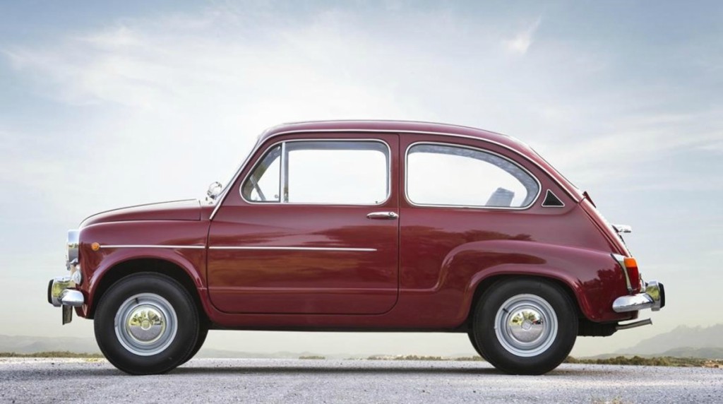 SEAT 600