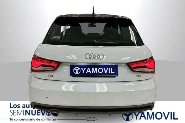 Parte trasera del modelo A1